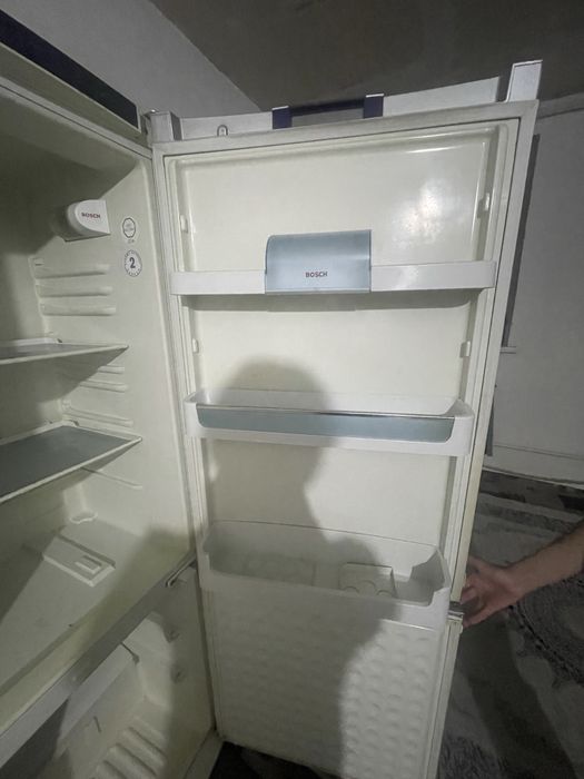Продам холодильник Bosch