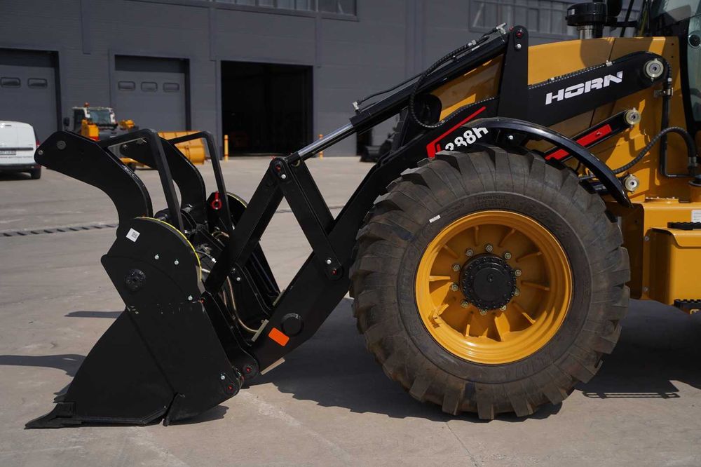 Экскаватор-погрузчик HORN 388H 6в1