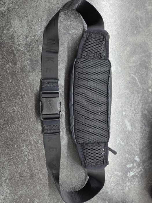 Чантичка за кръст Nike