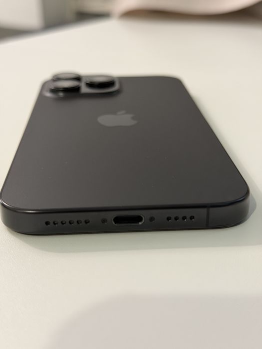 Iphone 16 pro max Black Titanium 1 Tb