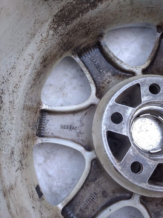 Продаю балоны с дисками в сборе 195/65R15