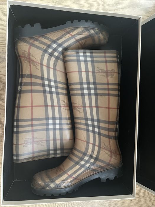 Burberry гумени ботуши размер 38 оригинални