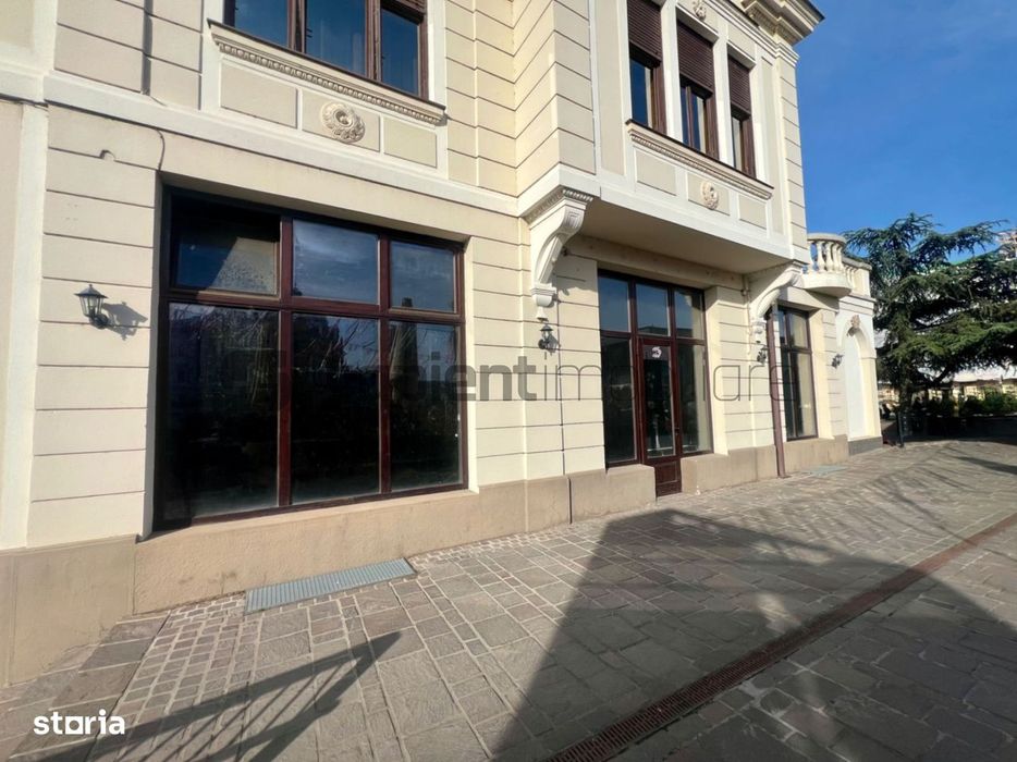 Spațiu comercial ultracentral – Piața Ferdinand, Oradea