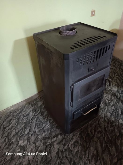 Камина с водна риза и помпа