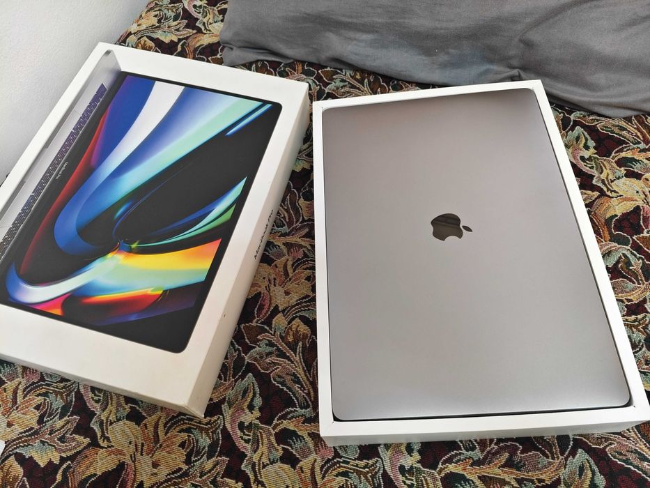 Macbook Pro 16-inch [2019, 1tb SSD, 16gb ram]