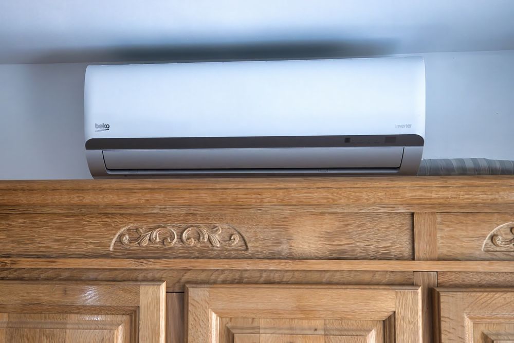 Inchiriez garsoniera in regim hotelier complet mobilata decomandat