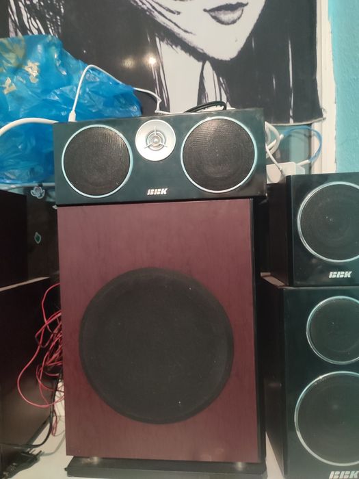 Колонки с сабуфером