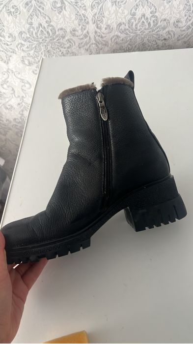 Продам обувь новый