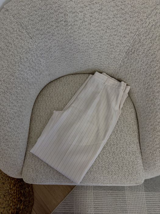 Дамски костюм, комплект