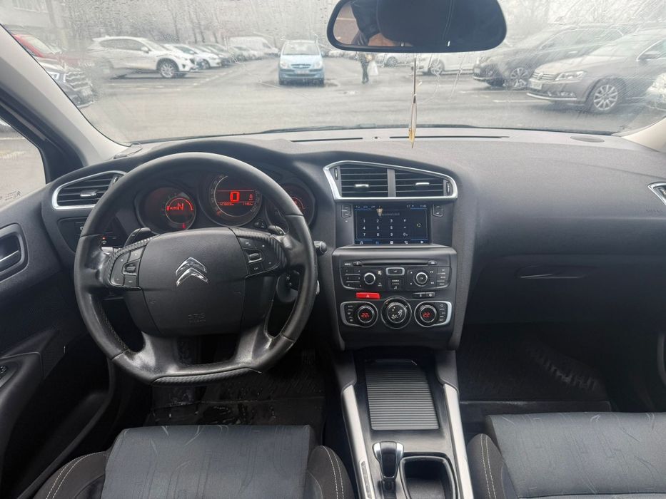 Vând citroen c4 an 2011