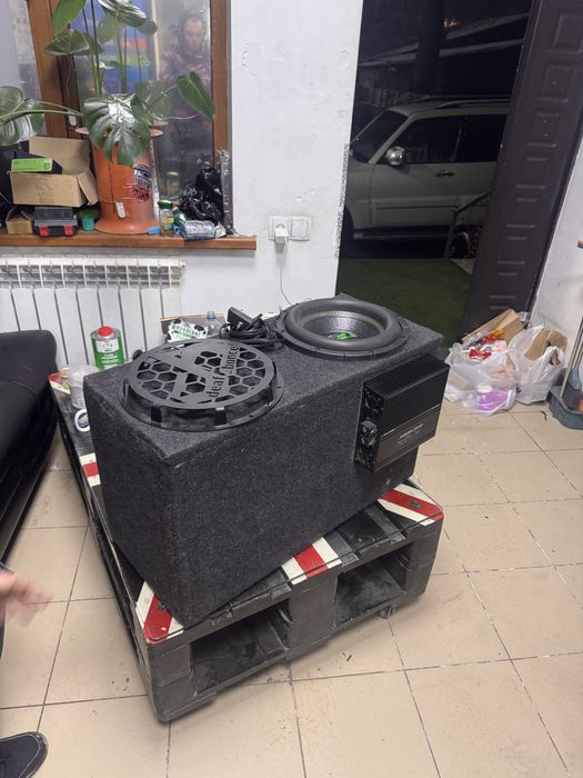 Сабвуфер DEAF BONCE 12