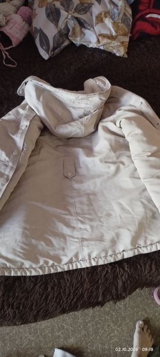 Продам женские куртки