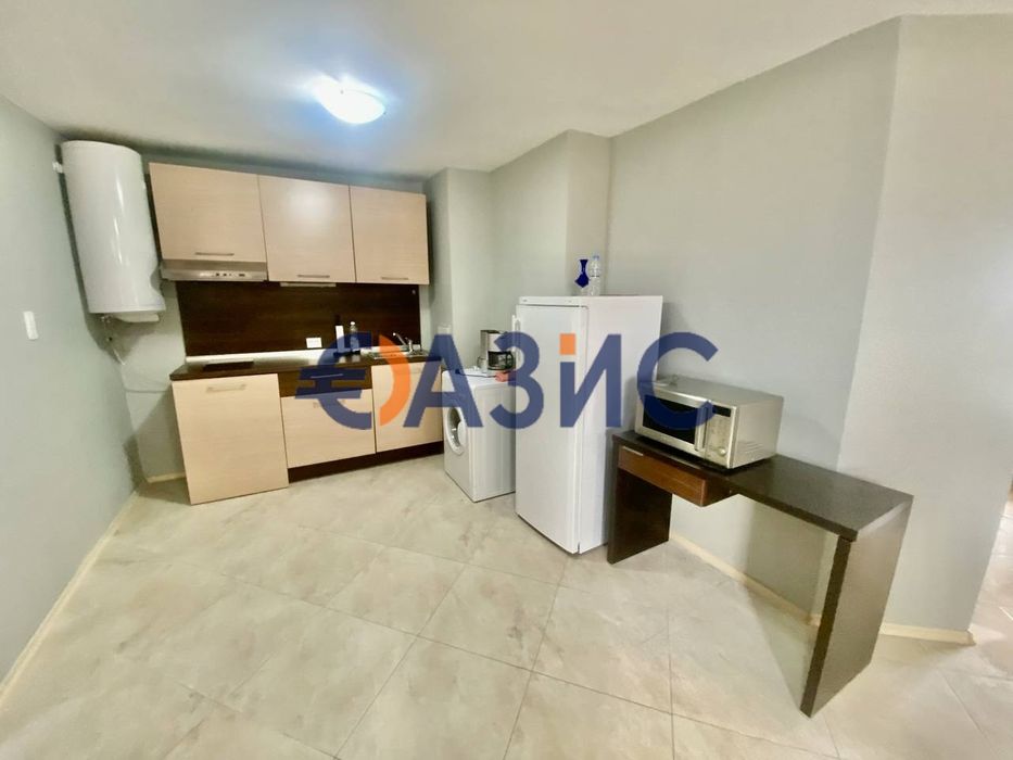 Продава се Тристаен апартамент в Свети Влас - 117 кв.м за 1026 €/кв.м - Снимка #6