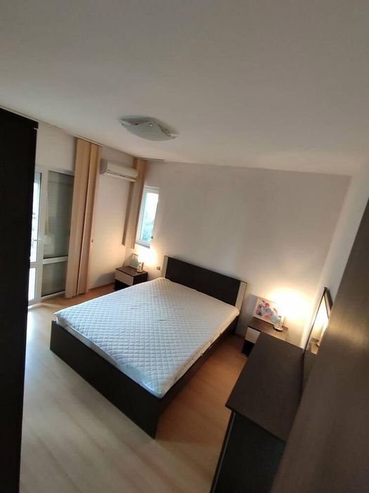 Двустаен апартамент в кв. Крайморие