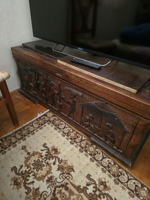 Картина и ракла ръчна изработка