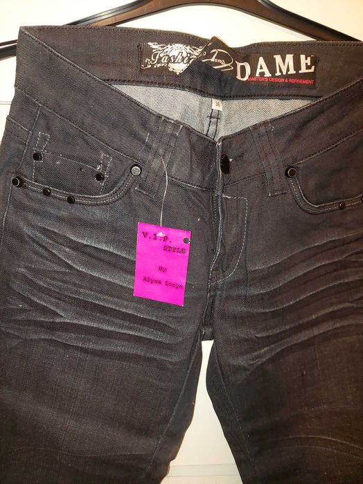 Blugi/jeans cu bijuterii si strasuri negre TRANSPORT GRATUIT