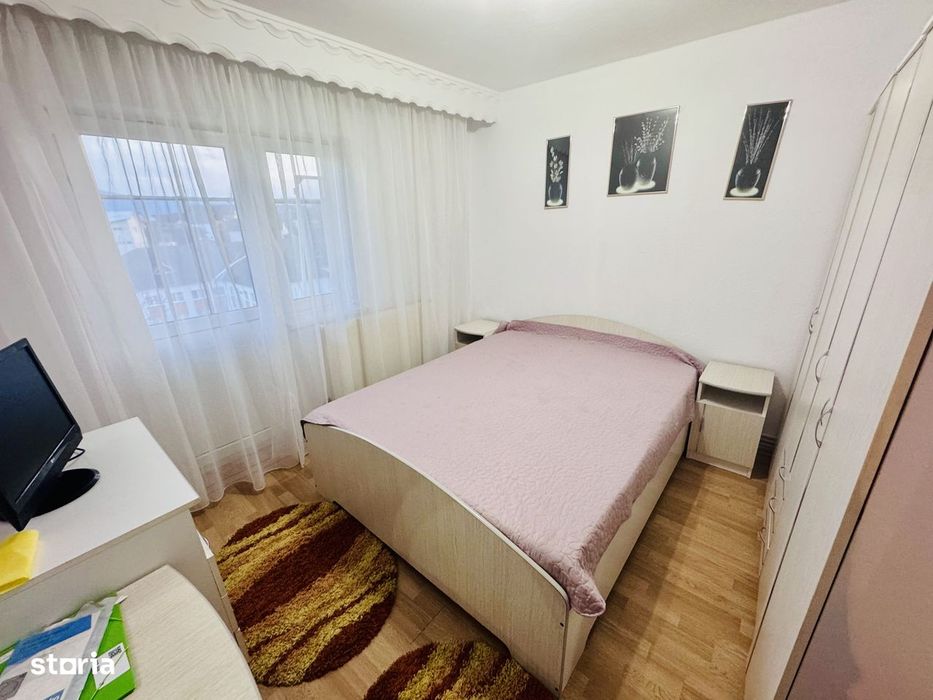 De închiriat apartament cu 2 camere etajul 3 zona Pietris/Casa Armatei