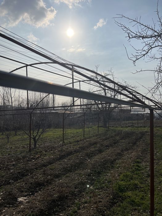 Parnik sotiladi truba materialdan qilingan