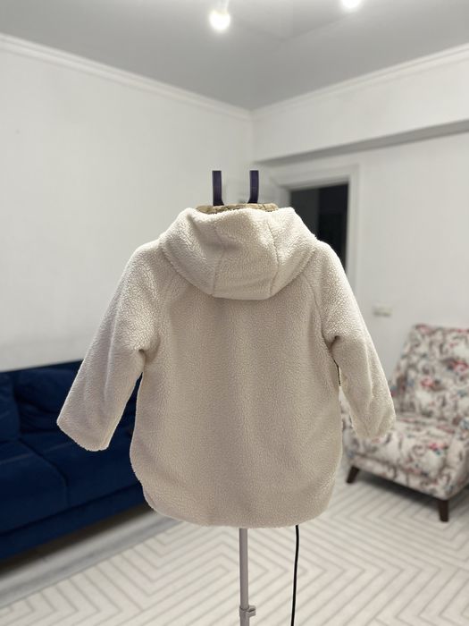 Продам детскую куртку