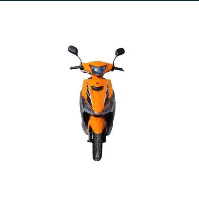 Inchiriere scuter/moped
