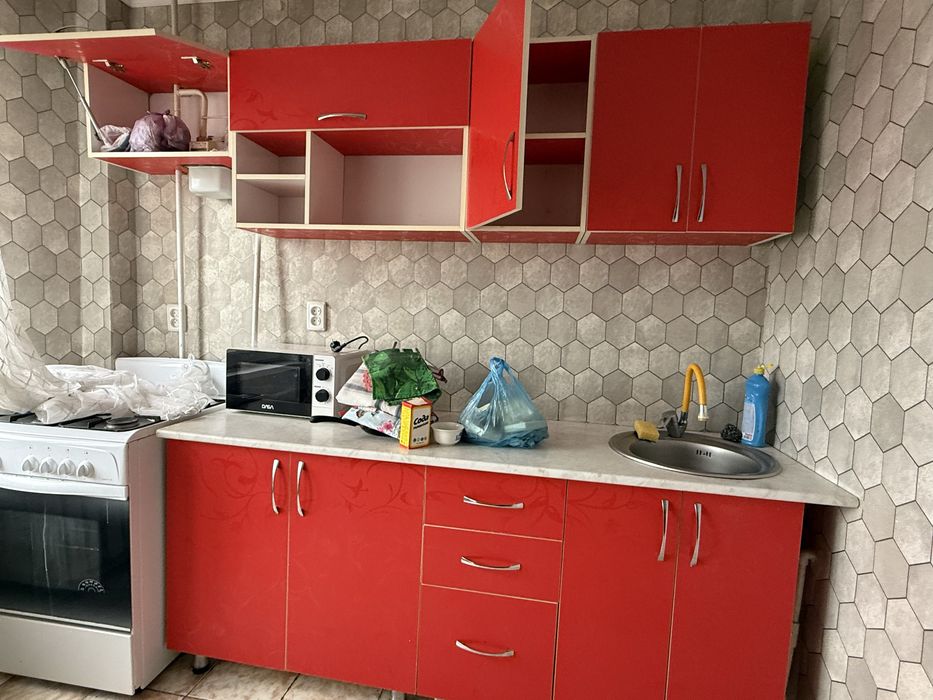 Продаю кухонный гарнитур