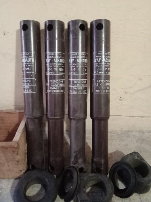 Продаются амортизаторы для жигулей и нивы