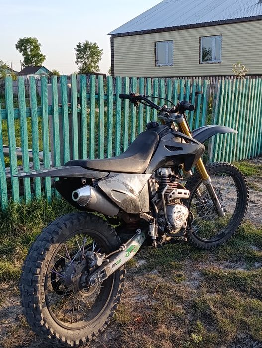 Продам эндуро 250