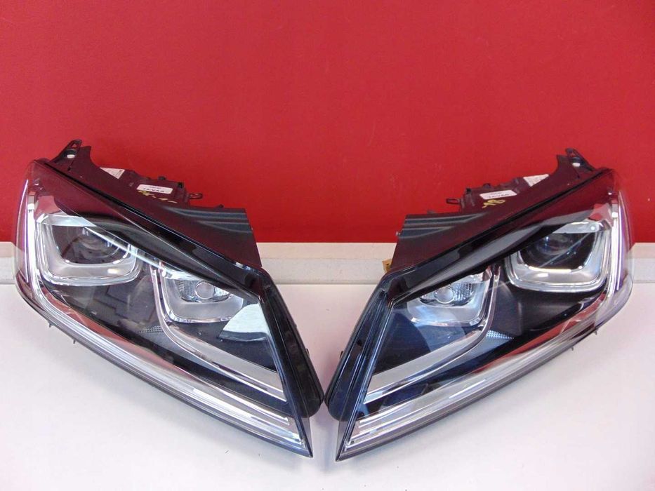 Vw Touareg 7P lift far stanga bi-xenon far dreapta xenon led adaptiv