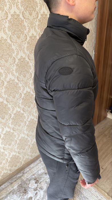 Мужской пуховик зара