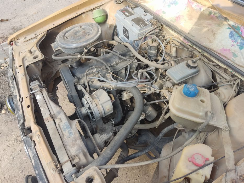 Продам автомобиль AUDI 80 B2