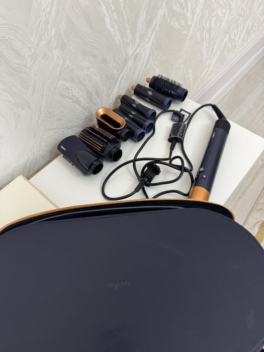 Дайсон оригинал, темно синий с чехлом