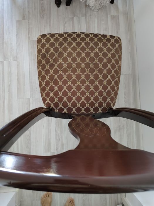 Стулья гостинные