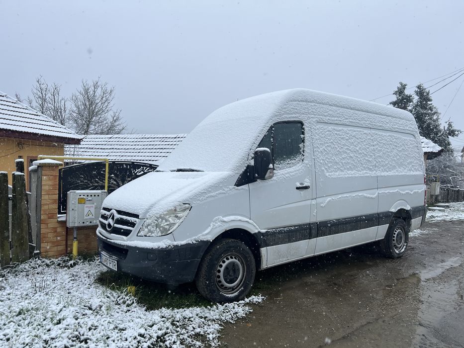 Vand sau schimb mercedes sprinter 311cdi