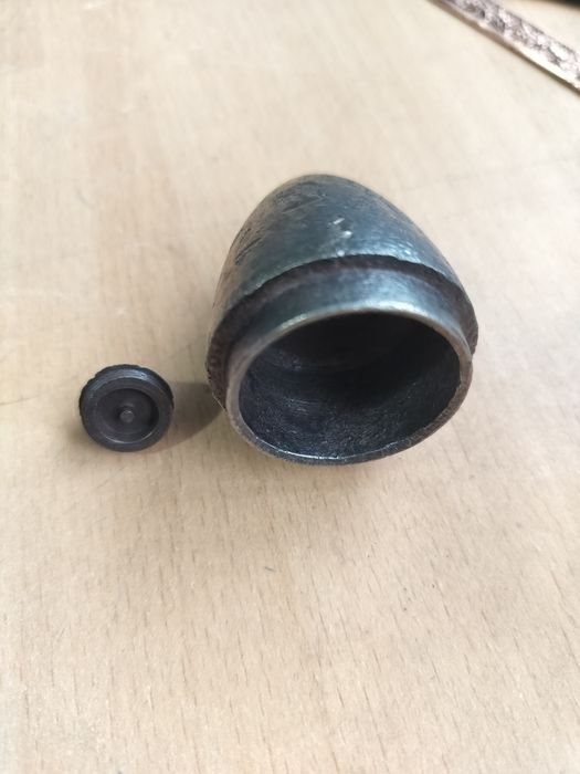 Vând piesă istorică: Corp/Vârf proiectil de calibrul 37mm Georg Roth