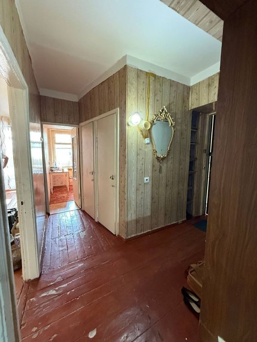 Продаётся квартира на Ц5 3 комнатная, Финансовый институт