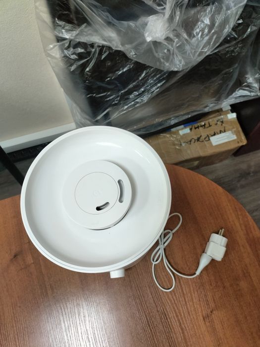 Продам увлажнитель воздуха Xiaomi