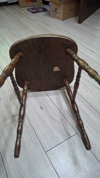 продам недорого б/у стулья "венские"