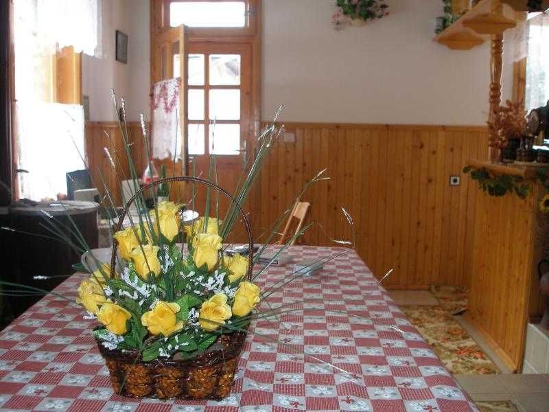 Дава се под наем Къща в Пловдив, Коматево - 80 кв.м за 35.7 € - Снимка #2