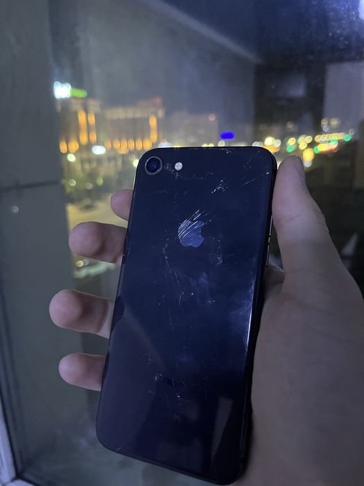 İphone 8 64GB 100% акб