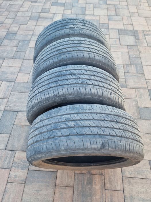 Шины DUELER 245/50 R-20.