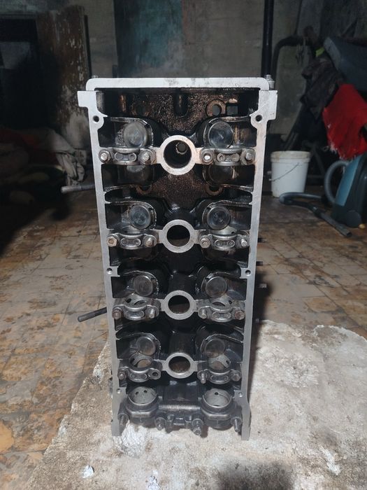 Продам головку блока на 406 двигатель