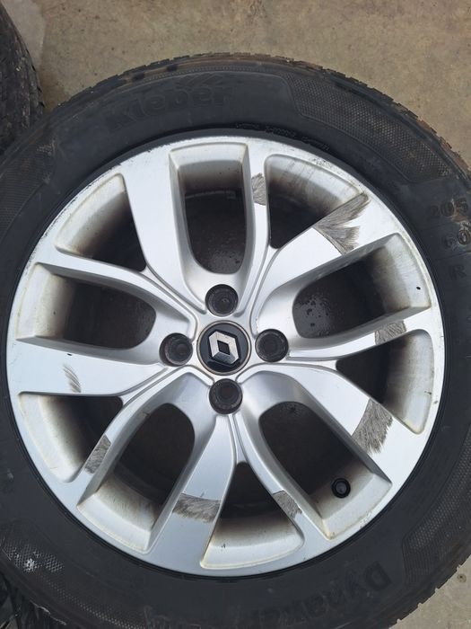 3бр. Джанти с гуми 16 цола 4x100  Renault Captur / Рено Каптюр 2019г.