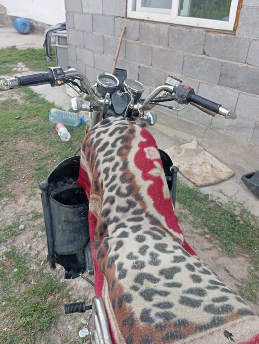 Мотоцикл сузики 200 кубб