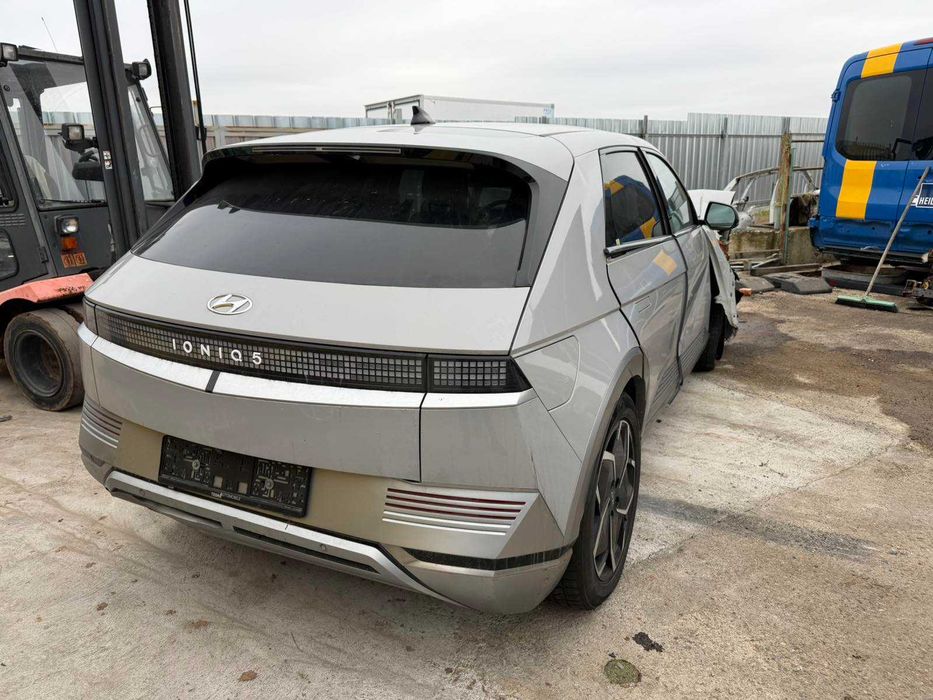 Hyundai Ioniq 5 -2023г- на части