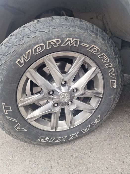 Продам шины Maxxis 285×60 R18