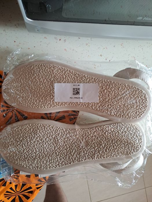Sandale piele noi