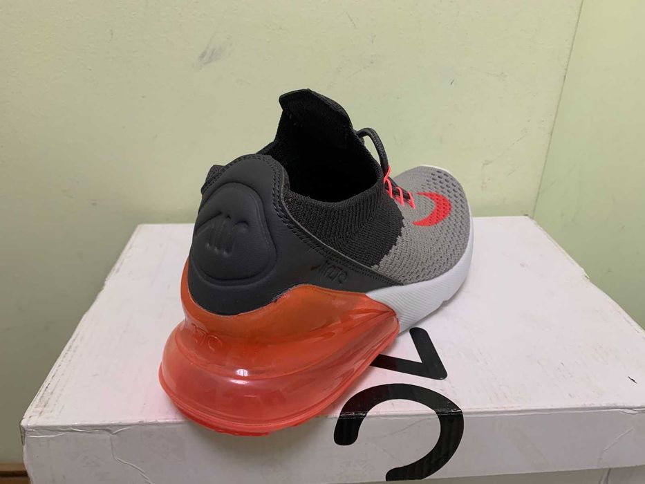 Чисто нови маратонки с кутия Nike Air Max 270 flyknit размер 37.5