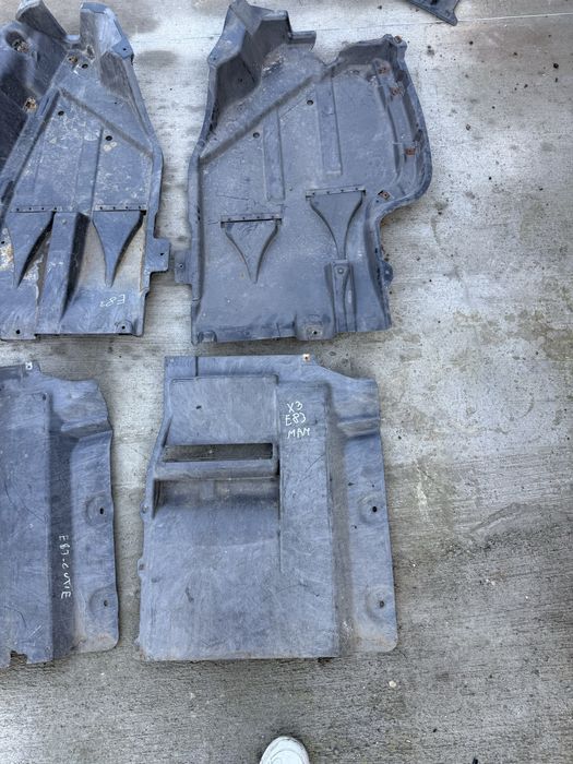 Scut cutie scut lateral rezervor bmw BMW x3 e83