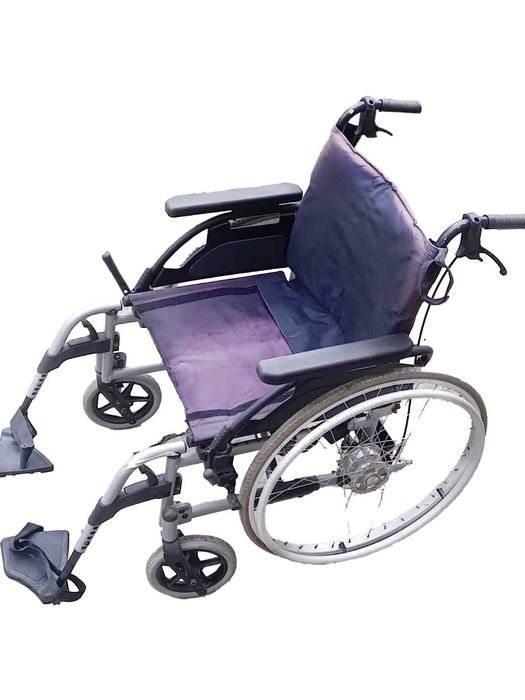 Инвалидна Количка - Голям Размер, Отлично Състояние