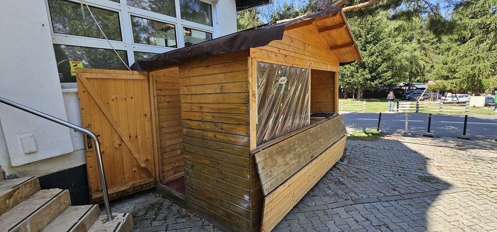 Chioșc foișor lemn vânzare produse afacere turism